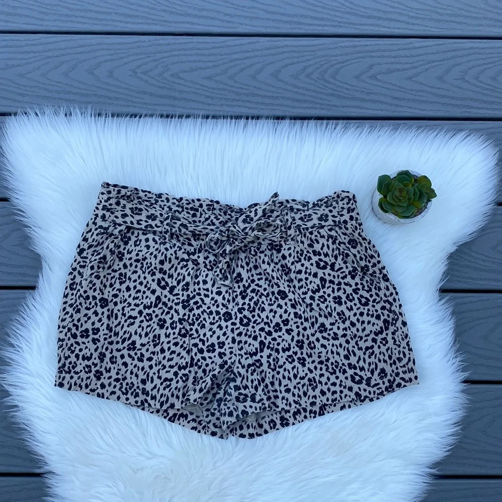 Jolt cheetah tie waist shorts